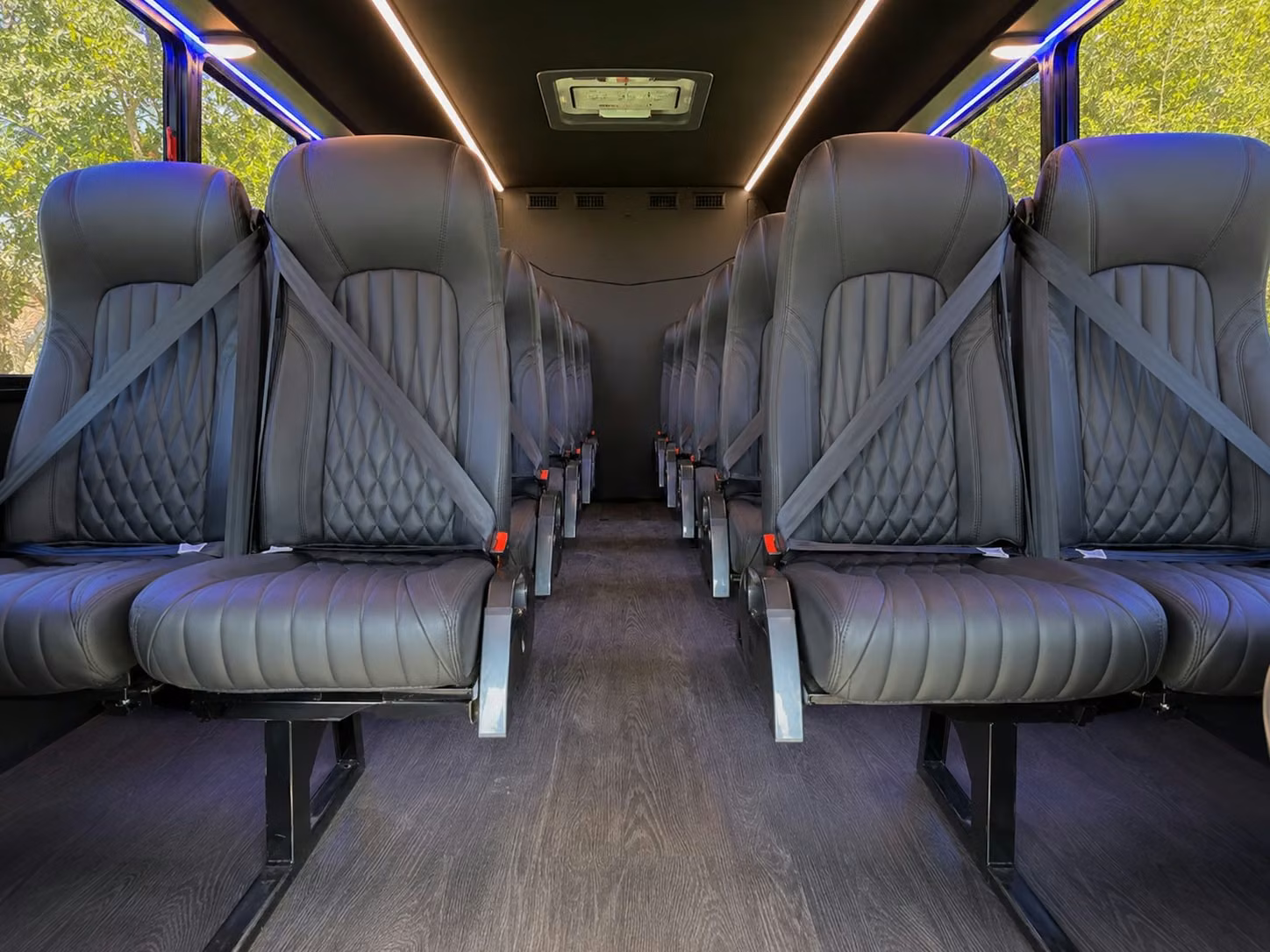 minibus rentals in portland are ideal for smaller prom friend groups