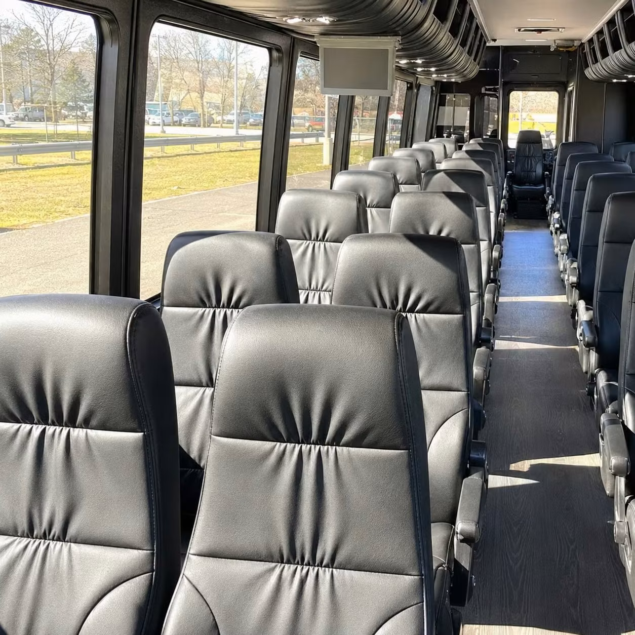 portland 25 passenger minibus rental
