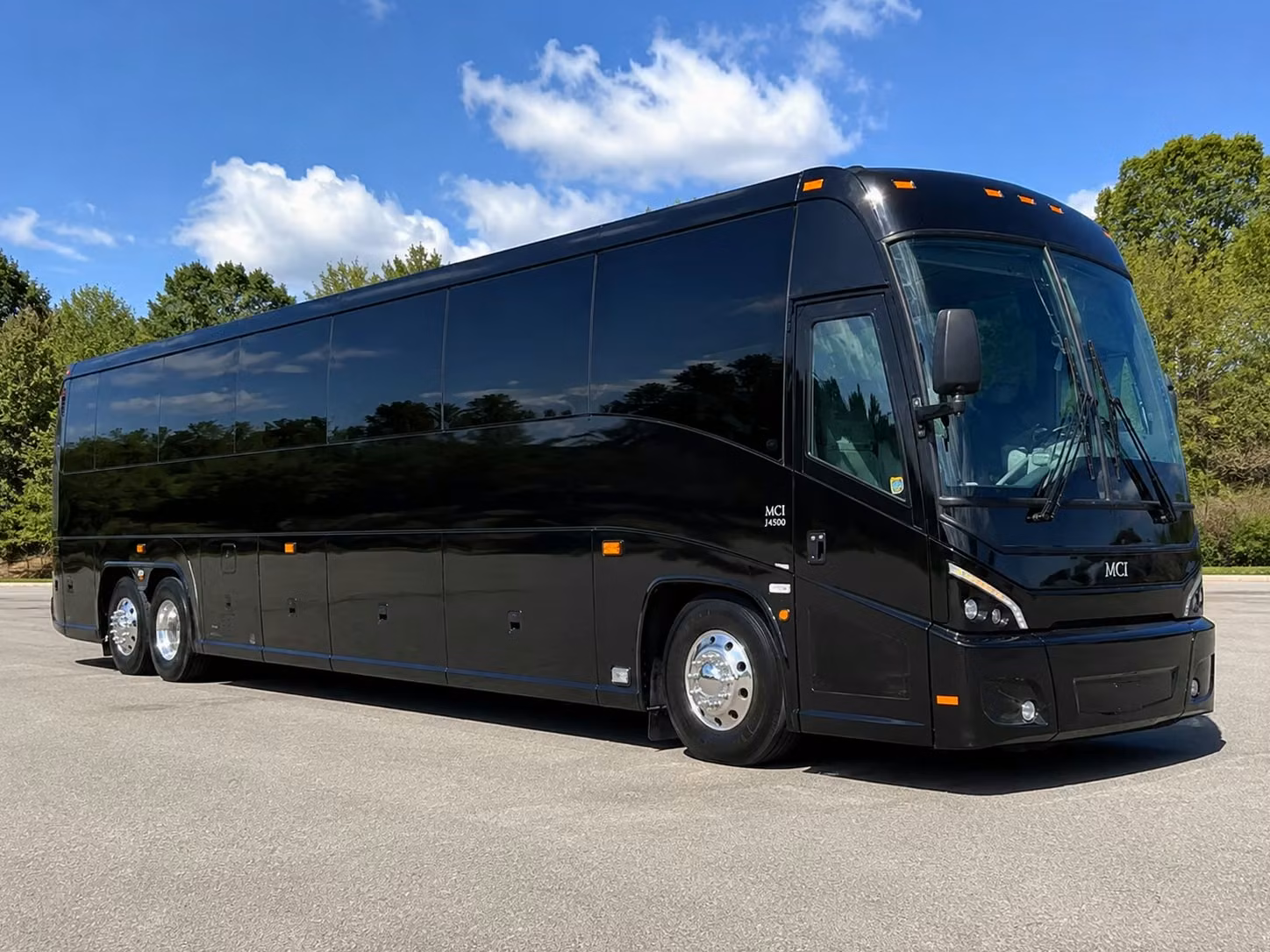 portland wedding shuttle bus rentals keep every guest on schedule